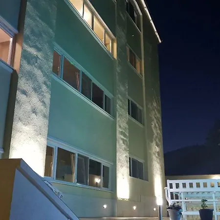Съншайн Вю Свети Влас بيت ضيافة